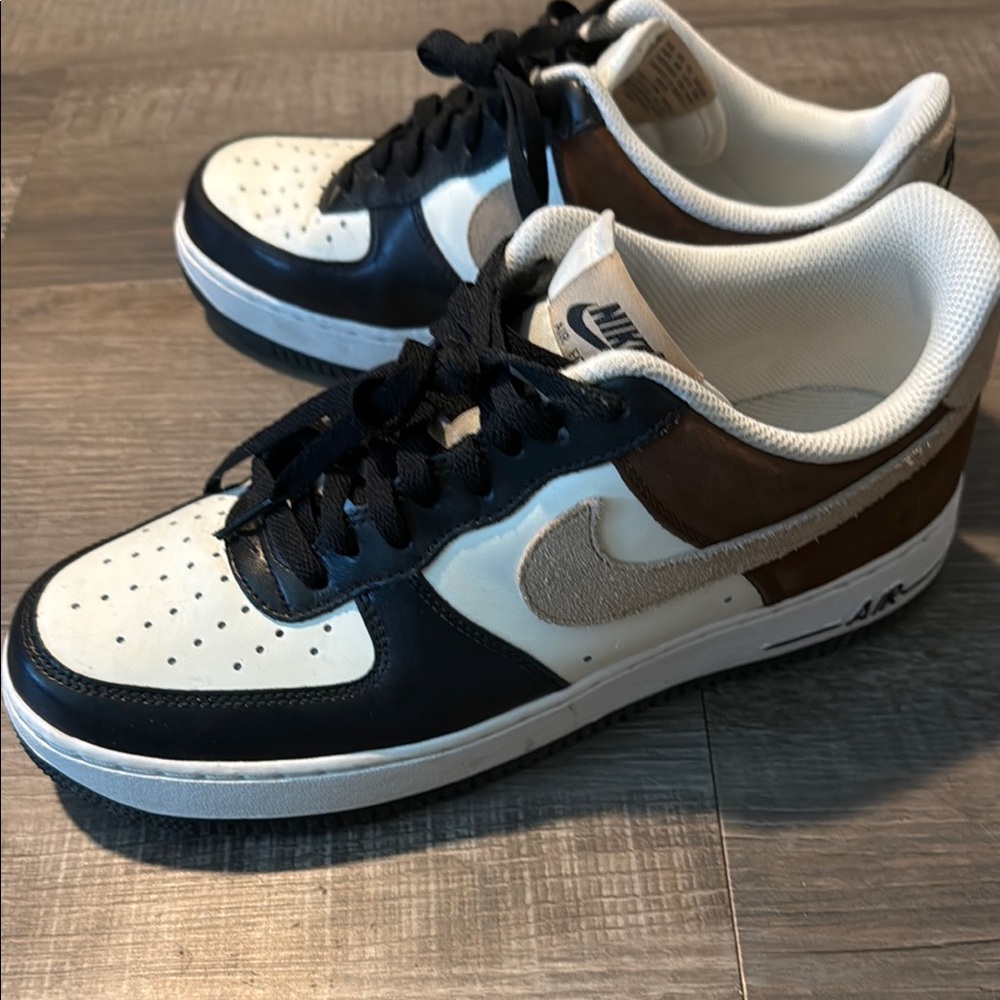 Nike Black and Brown Sneakers with Classic Design